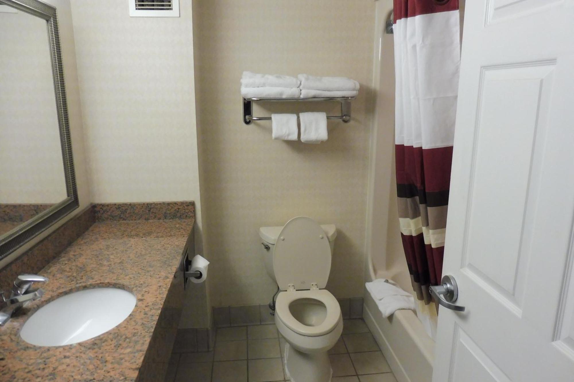Red Roof Inn & Suites Galloway Bagian luar foto