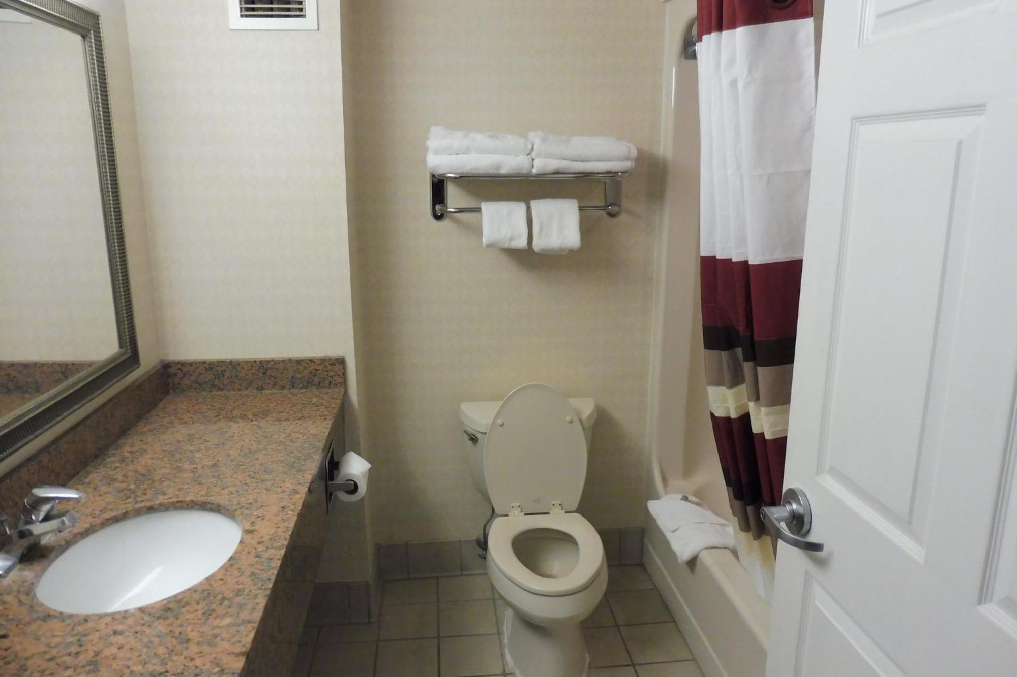 Red Roof Inn & Suites Galloway Bagian luar foto