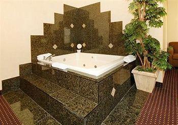 Red Roof Inn & Suites Galloway Bagian luar foto